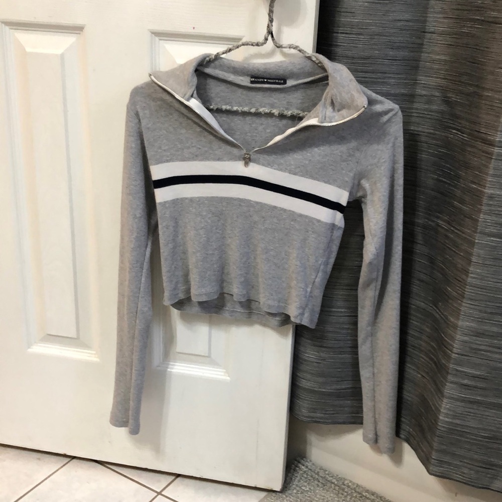 Brandy Melville crop long sleeve